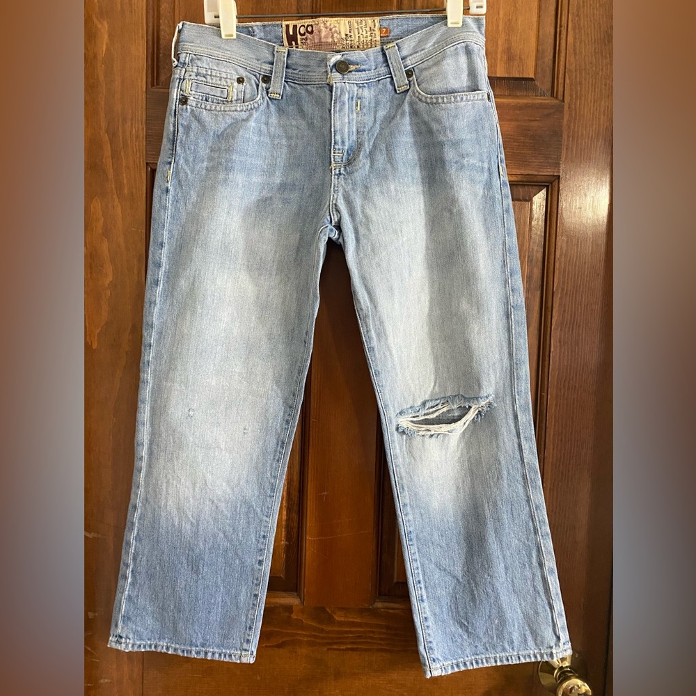 Hollister Co Crop Relax Fit Light wash Distressed Size 7